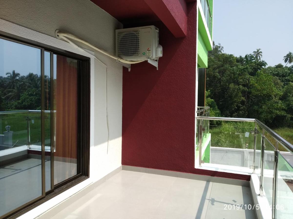 Lotus Hotel Nagaon Beach Алібаґ Екстер'єр фото
