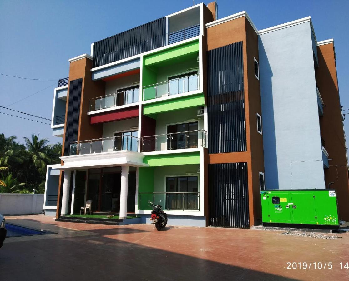 Lotus Hotel Nagaon Beach Алібаґ Екстер'єр фото